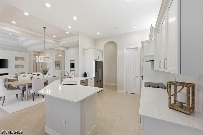 Building Photo - 8950 Shenendoah Cir