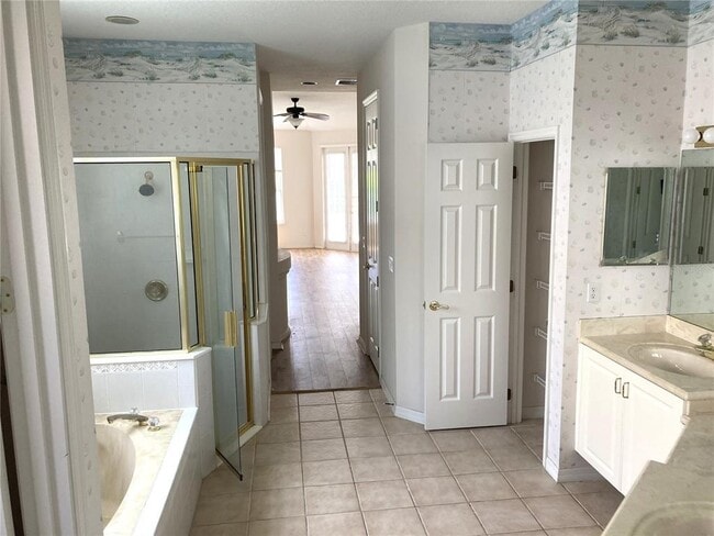 Building Photo - 8837 Oak Landings Ct