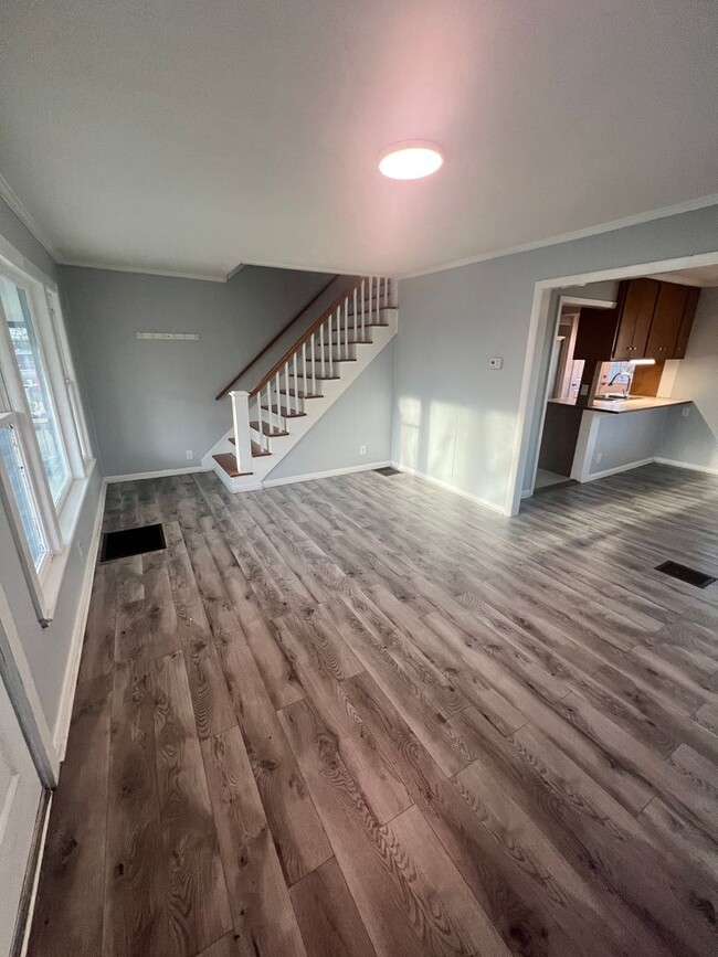 Building Photo - 1011 Merritt St