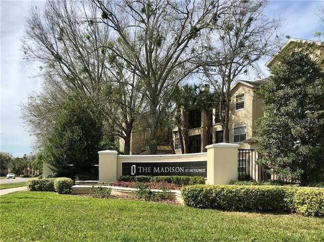 Building Photo - 2598 Robert Trent Jones Dr