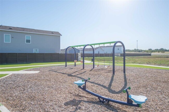 Building Photo - 309 Marty Allen Lp