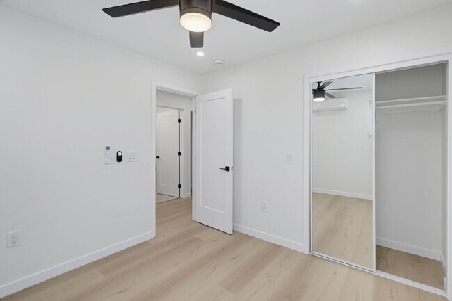 Building Photo - Breathtaking Bay Views & Large Private Deck - Walking Distance To Mission Bay