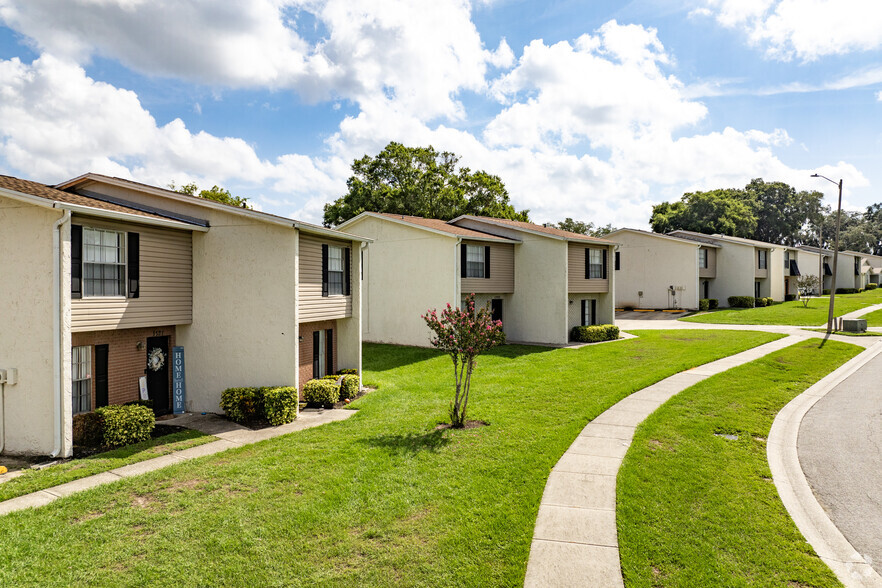 Primary Photo - Valley View Town & Garden Homes