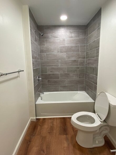 Building Photo - 3232 Hinkle Dr