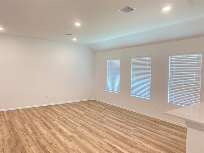 Building Photo - 17010 Daylily Dune Wy