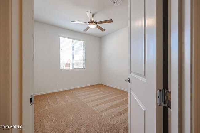 Building Photo - 2034 W Desert Frst Trl