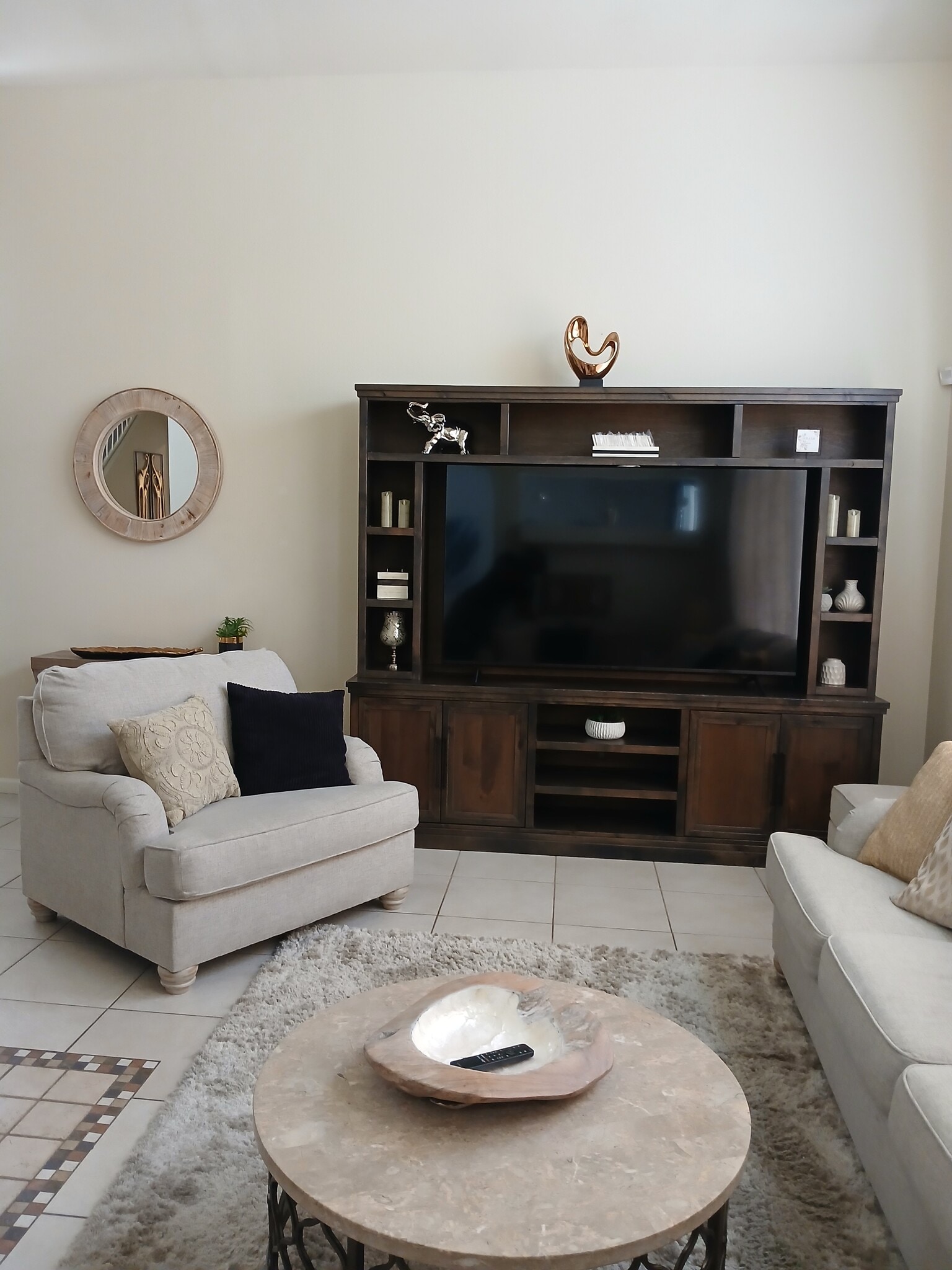 Living room - 1003 Shell Flower Rd