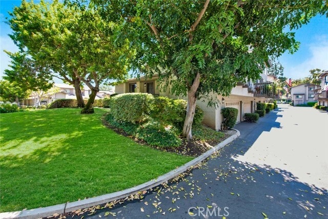 Building Photo - 14 Evening Breeze