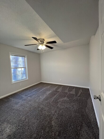 Building Photo - 116 Ballygar St