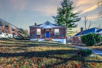 Building Photo - 5306 Fletcher St