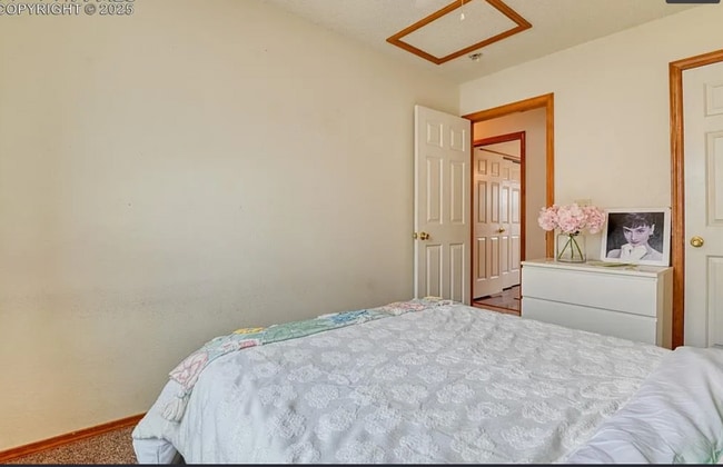 Building Photo - 6180 Kettle Ct