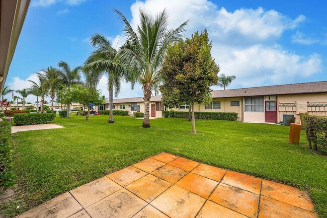 Building Photo - 2995 Crosley Dr W