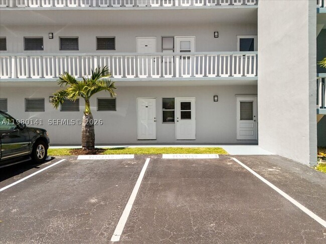 Building Photo - 2200 Park 109 Park