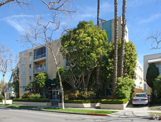 Building Photo - 442 S Rexford Dr