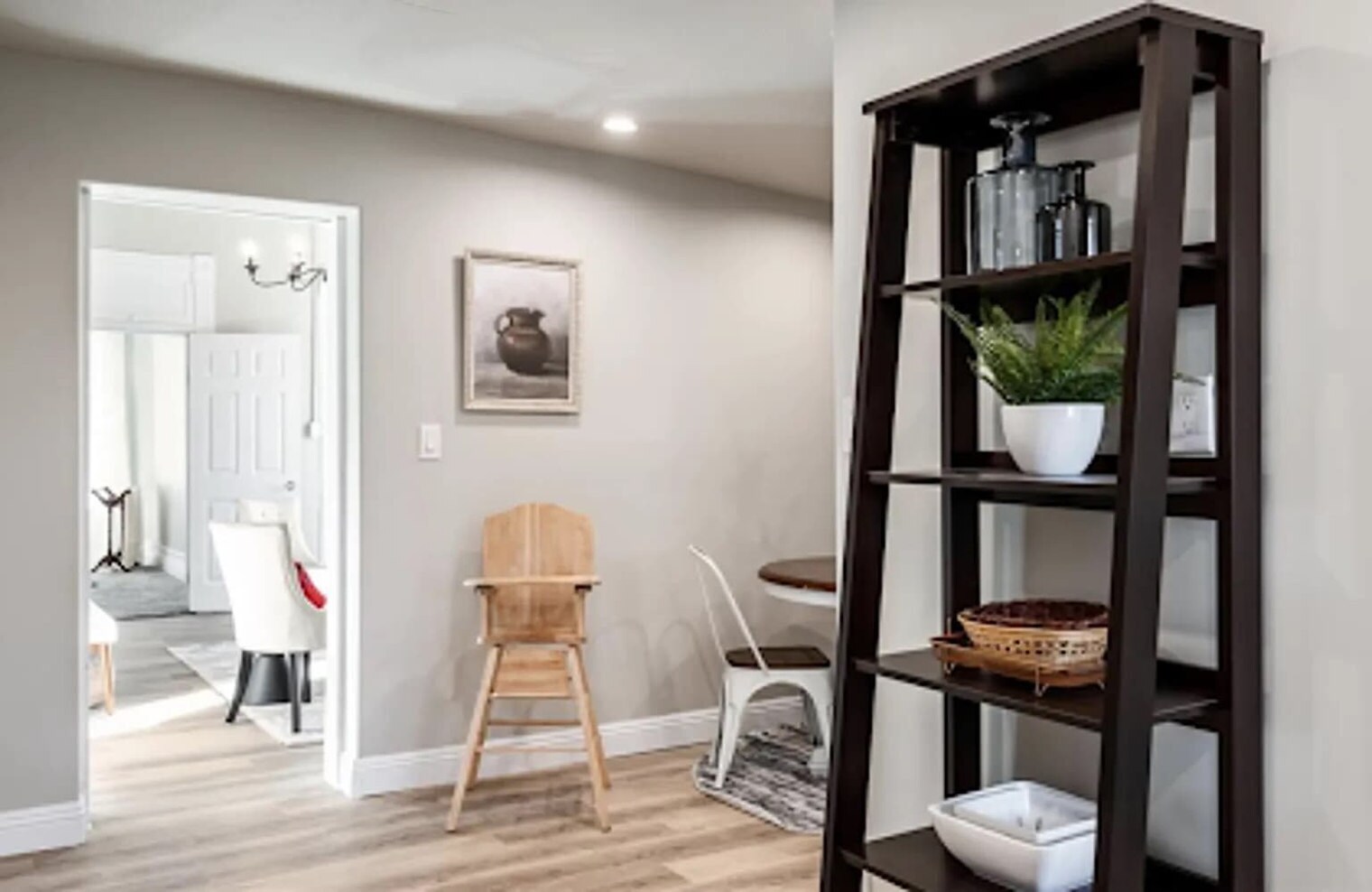 Building Photo - 437 N 700 W