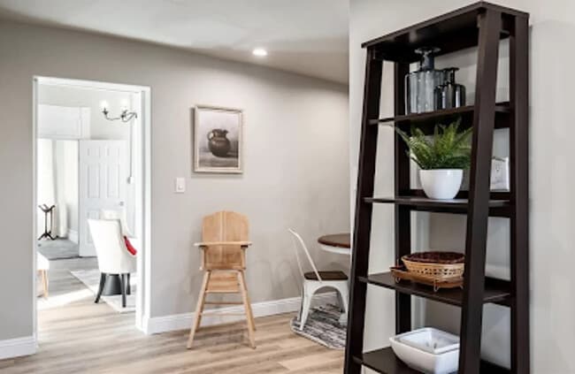 Building Photo - 437 N 700 W