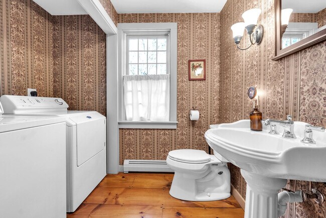 Building Photo - 73 Champeaux Rd