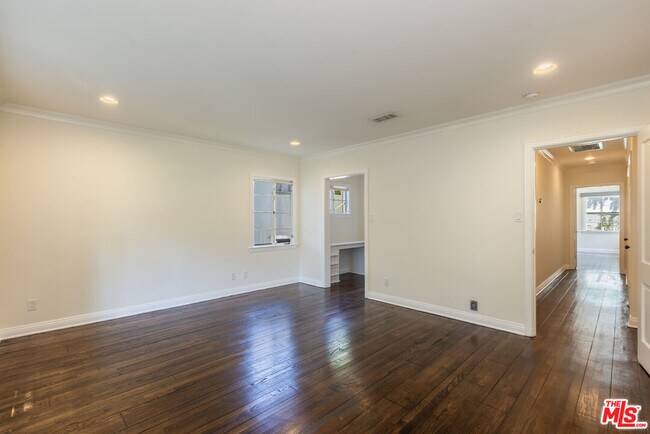 Building Photo - 11339 Thurston Pl