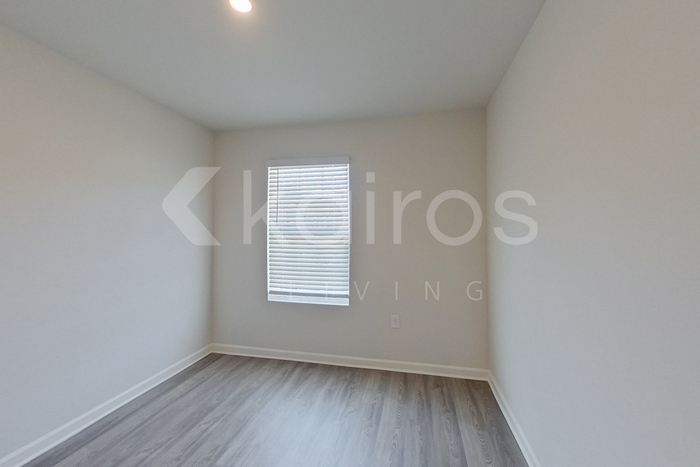 Building Photo - 388 Ironwood Ct
