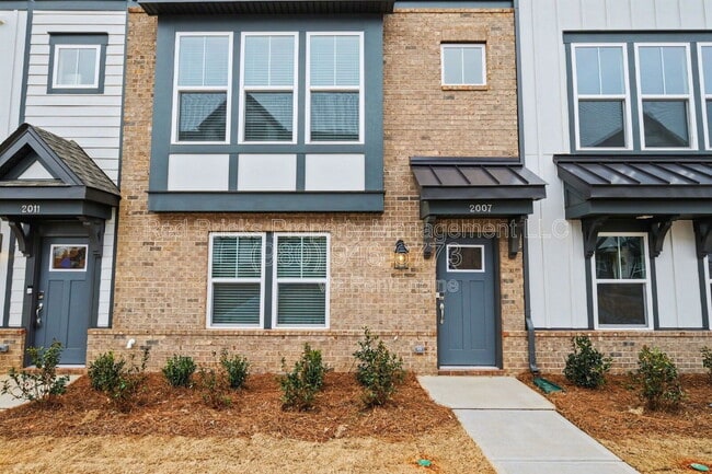 Building Photo - 2007 Hawksworth Ln