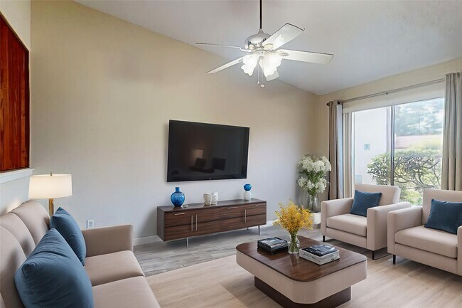 Building Photo - 7840 Bateman Ln