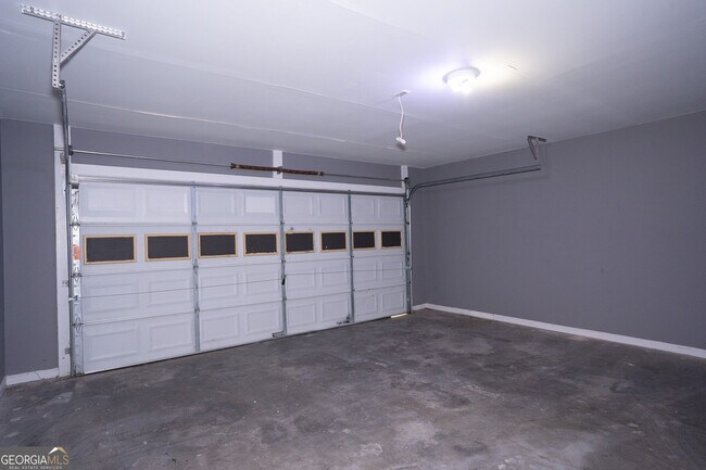 Building Photo - 3043 Saddle Creek Dr