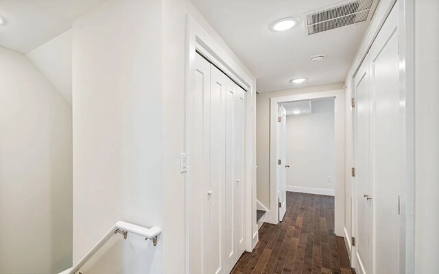 Building Photo - 1328 Nectarine St