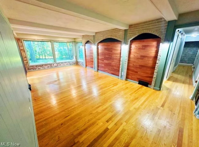 Building Photo - 2947 Chamberlain Rd