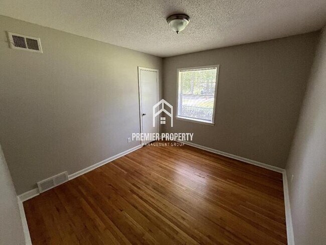 Building Photo - 4859 Haleville Rd