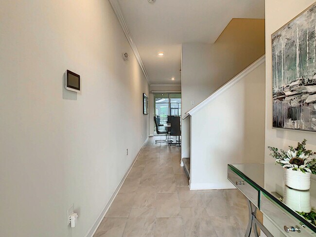 Building Photo - 2865 Simile St