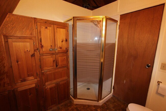 Building Photo - Coming in June - Kachina Village home