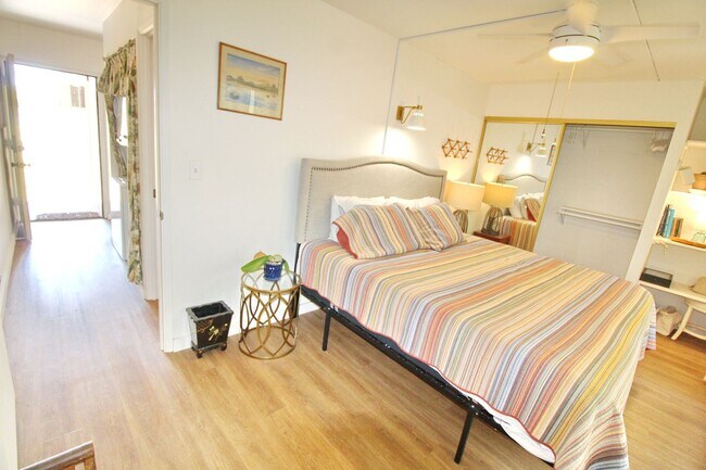 Building Photo - Kihei Villa - Nicely Furnished 1Bed/1Bath located in the heart of Kihei across the street from th...