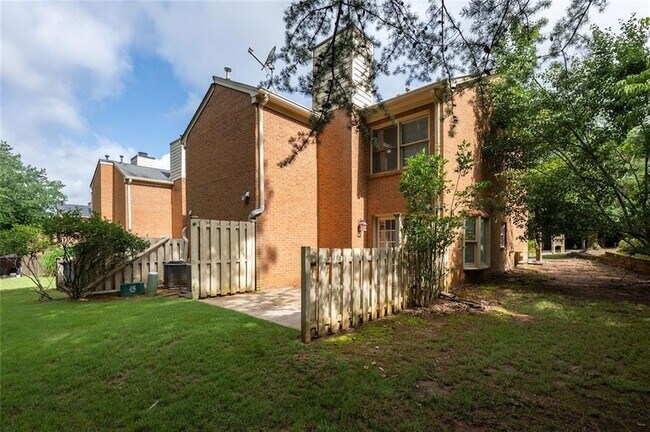 Building Photo - 9070 Cobbler Ct