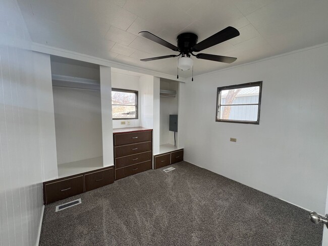 Building Photo - Affordable home in Snowflake