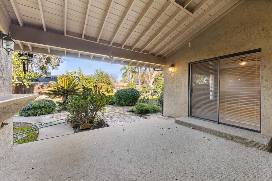 Building Photo - 7808 Selkirk Dr