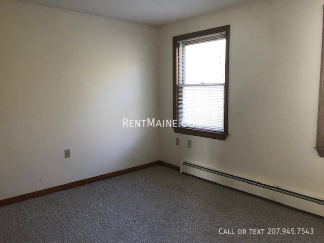 Building Photo - 33 Burleigh Rd