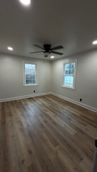 Building Photo - 101 Mulberry Ave