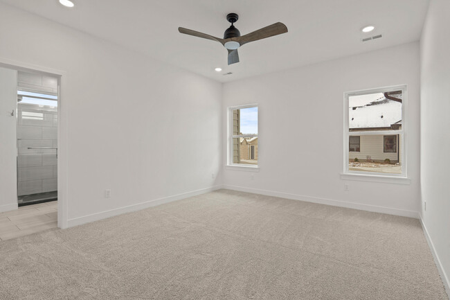 Building Photo - 6325 Murano Way