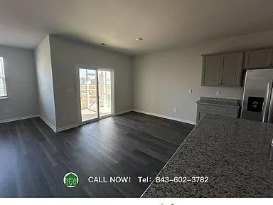 Building Photo - 522 Firouz Dr