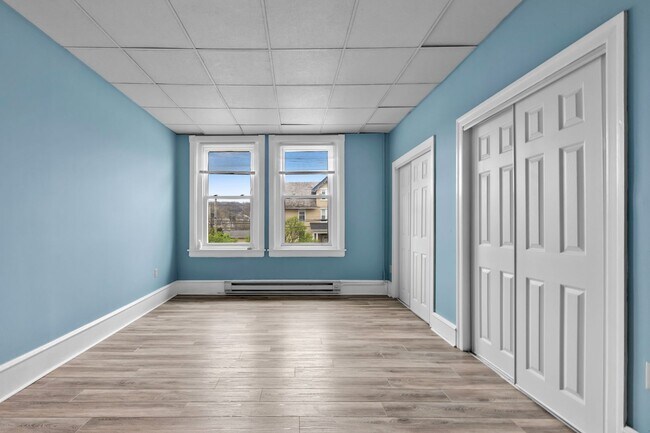 Building Photo - 540 Seneca St