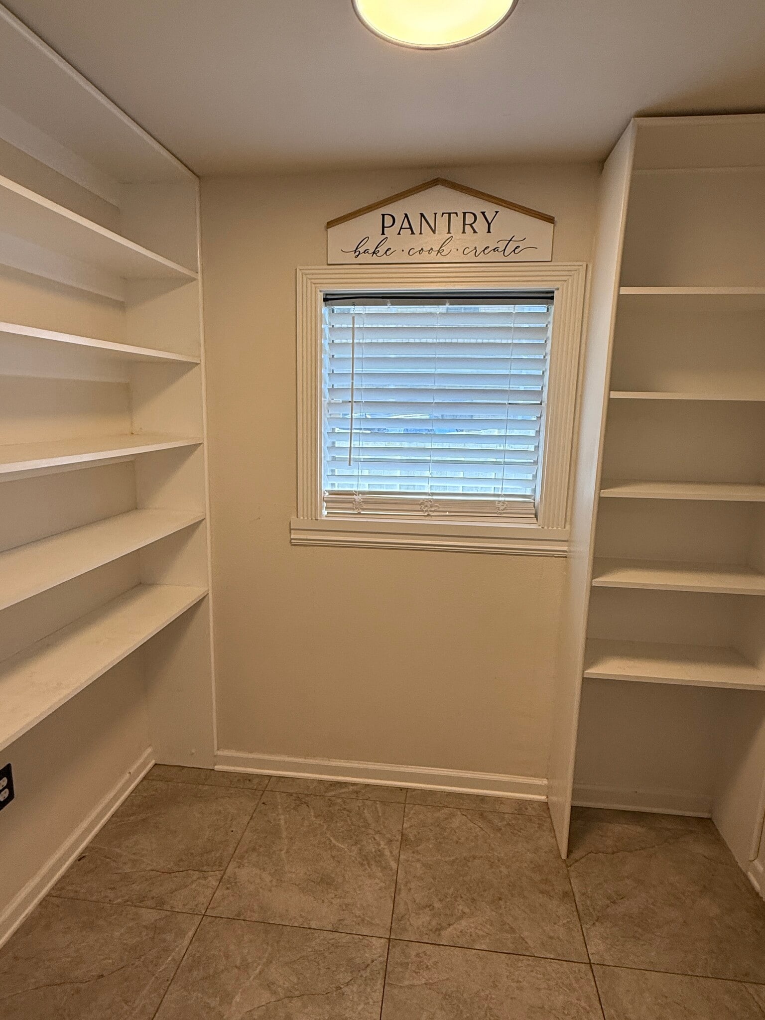 Pantry - 1616 Rio Vista Ave