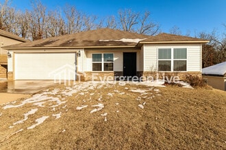 Building Photo - 6 Spg Rdg Ln