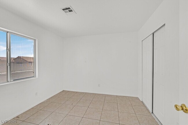 Building Photo - 4935 Stormy Ridge St