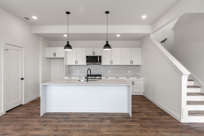 Building Photo - Resort Living with One Month FREE!!!