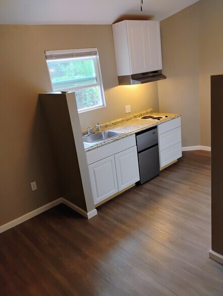 Building Photo - 3608 Balfour Ln