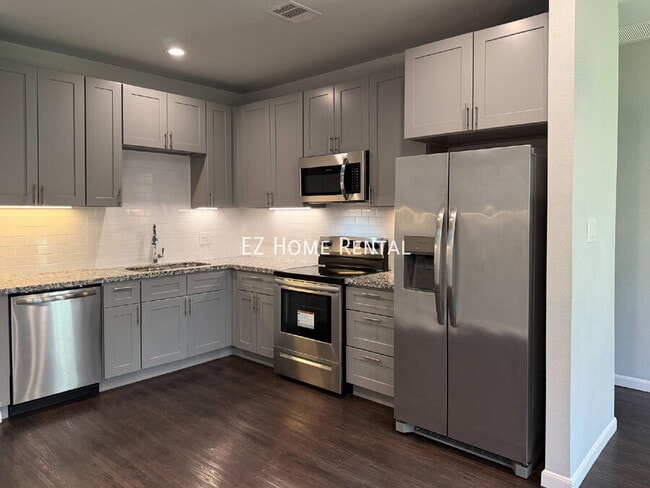 Building Photo - 4939 Ambient Dr