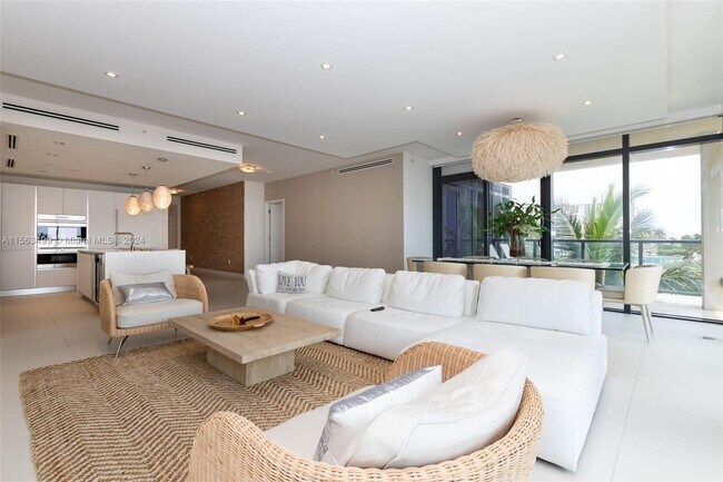 Building Photo - 2101 S Surf Rd