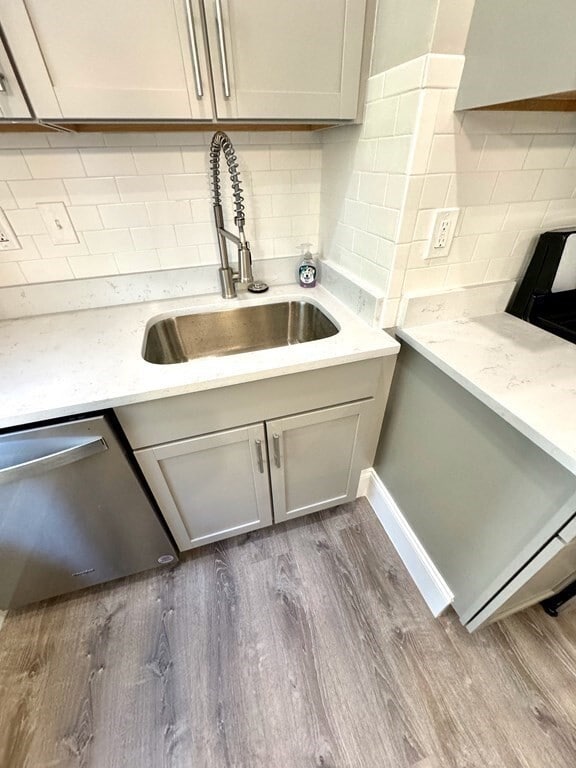 Building Photo - 61 Gates St