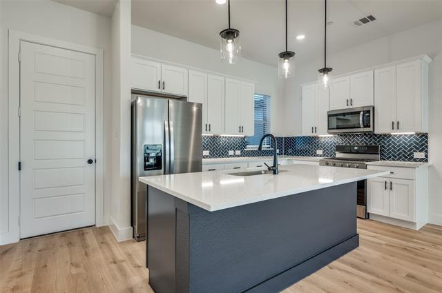 Building Photo - 4409 Cave Spgs St