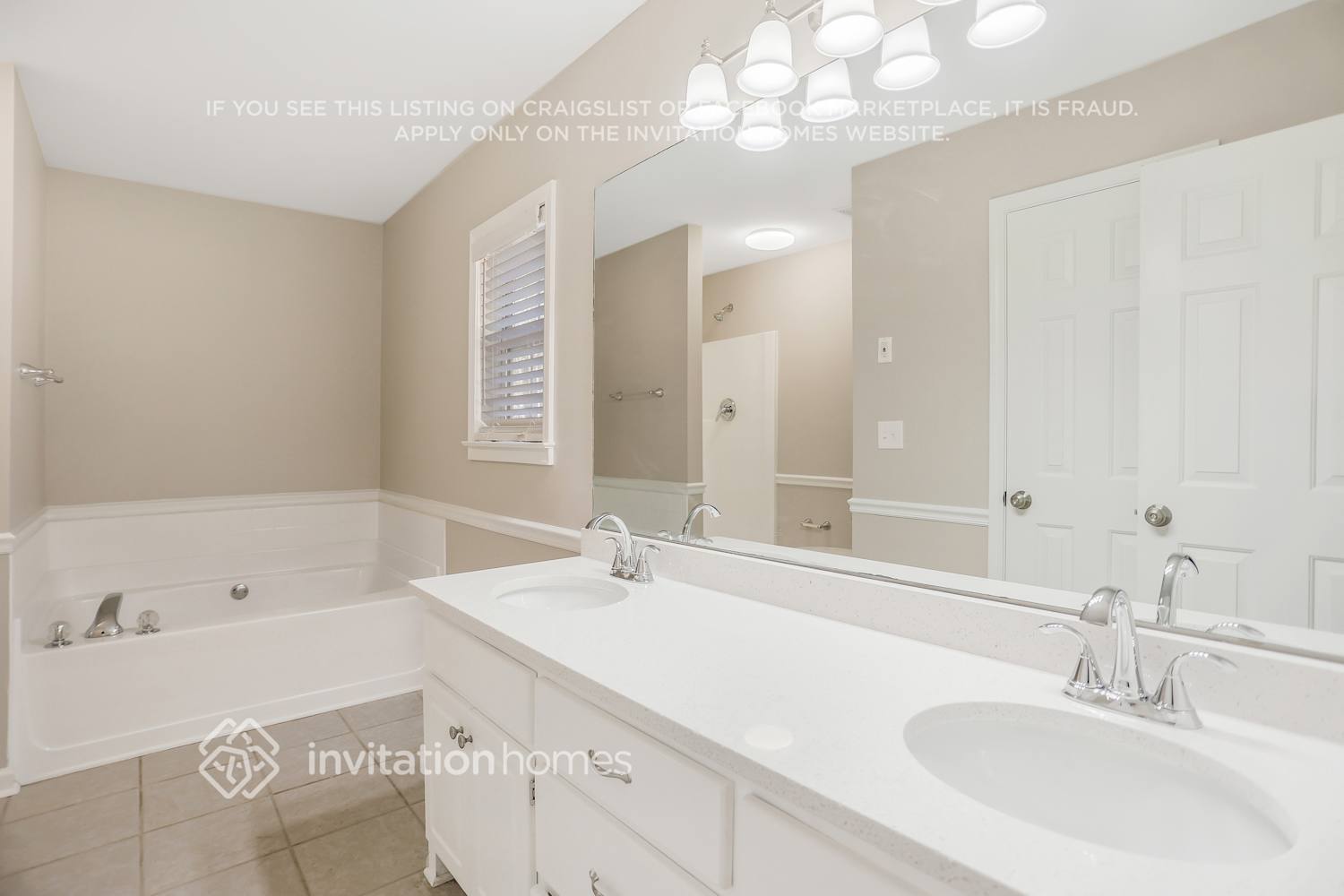 Building Photo - 729 Country Lake Ct
